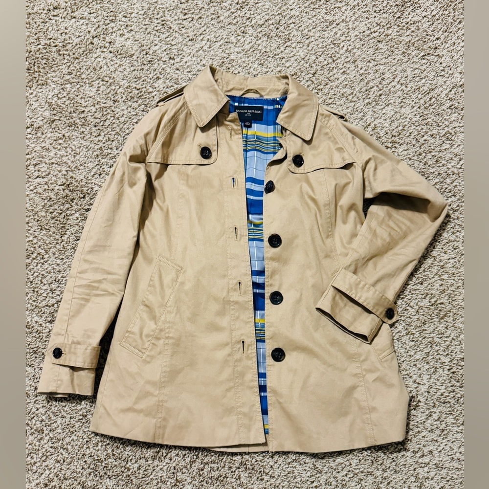Banana Republic Neutral Trench SP